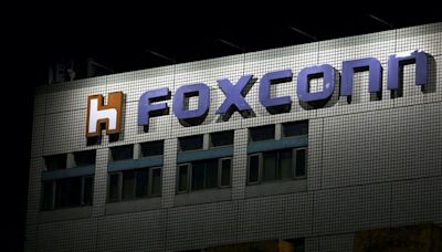 Foxconn to invest $138 million for new business headquarters in China
