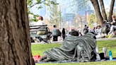 'NYC Blanket Couple': If Minding Your Business Was A Sport, NY'ers Win!