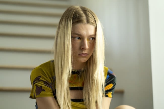 Dan Stevens Says It Was ‘Delightful’ to Give Hunter Schafer a ‘Very, Very Different Experience’ from ‘Euphoria’