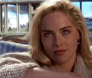 Sharon Stone encuentra recuperación en el arte, tras perdida de su fortuna