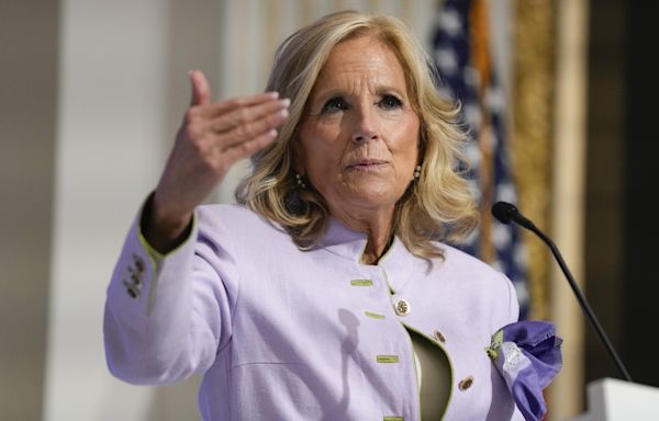 Jill Biden tells Arizona college graduates to tune out people who tell them what they ‘can’t’ do - WTOP News