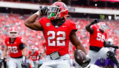 College football scores, schedule, NCAA top 25 rankings, games today: Georgia, Ole Miss in action