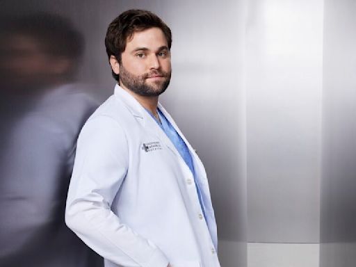 'Grey's Anatomy' Shocker: Jake Borelli Exiting in Season 21