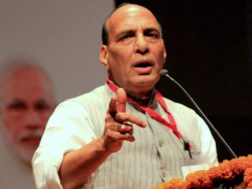 'Bangladeshi infiltrators will be thrown out': Rajnath Singh's vow at Jharkhand poll rally