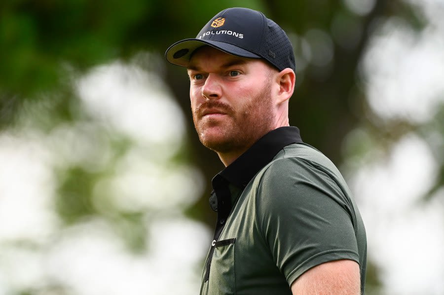 Grayson Murray's Coach Gets Emotional Talking to Late Golfer's Fiancee