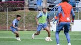 Com ídolo histórico perto, Cruzeiro faz penúltimo treino antes de encarar o Boca