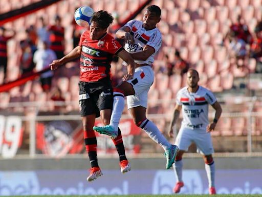 Ituano 3 x 2 Botafogo-SP - Gol olímpico, expulsão estranha e fim do jejum