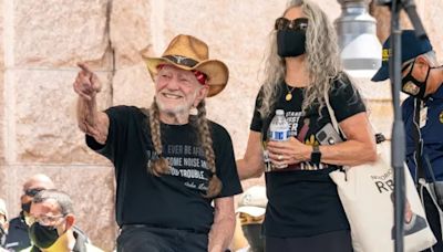 Who Is Willie Nelson’s Wife? Annie D’Angelo’s Age & Marriage Timeline