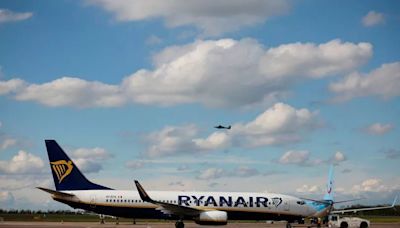 Edinburgh Ryanair flight forced to divert and return to capital after takeoff