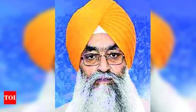 Akal Takht Jathedar Faces Credibility Crisis Amid Akali Dal Controversy | Chandigarh News - Times of India