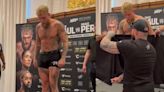 Jake Paul vive momentos de drama en el pesaje previo a su pelea con Mike Perry