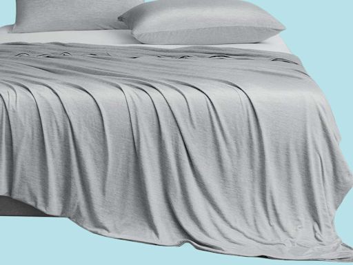 This Cooling Blanket iIs a 'Miracle for Hot Sleepers', and It's Just $35 at Amazon