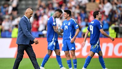 Spalletti lambasted by Italian media over Euros exit