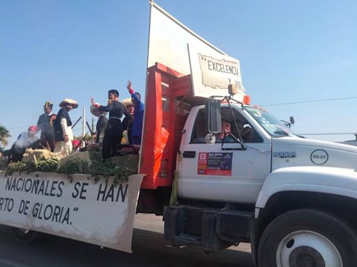 Tehuacán reune a más de 14 mil participante en desfile del 5 de mayo