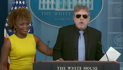 Mark Hamill Kicks Off White House Press Briefing After Meeting The President, Reveals Joe Biden’s Jedi Nickname