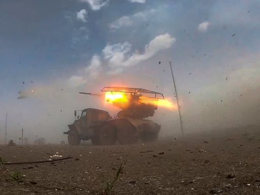 El Ejército de Ucrania tomó el control del combate en la zona fronteriza frustrando el avance de los rusos en Kharkiv