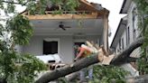 Hot weather poses new risk as thousands remain without power after deadly Houston storm