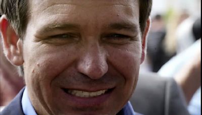 Ron DeSantis goes to Gainesville, shames UF football team on campus