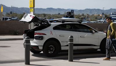 All Hail Phoenix: America’s King of the Robo-Taxi