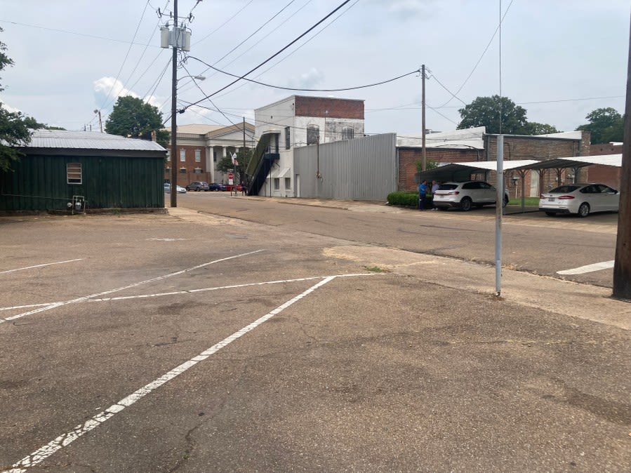 Shooting at Indianola, MS nightclub kills 3, injures more than 12