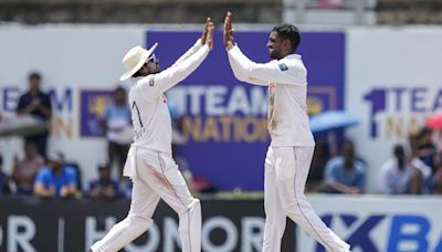 Sri Lanka debutant Nishan Peiris spins New Zealand towards innings defeat