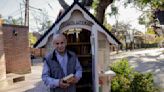 “La casita literaria”: el proyecto de un ingeniero que busca “abrir el mundo” de los vecinos de San Isidro