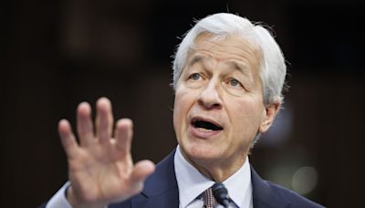 Jamie Dimon says to get a job at JPMorgan, what you study in college ‘almost doesn’t matter’