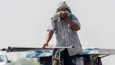 Delhi's maximum temperature settles at 39.4 degrees Celsius