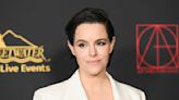 ‘Schitt’s Creek’ Star Emily Hampshire Apologizes For Johnny Depp-Amber Heard Halloween Costume After Backlash