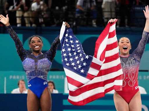 Olympics live updates: Simone Biles wins gold, Women's team foil adds gold medal