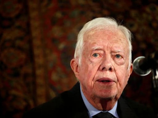 États-Unis : à près de 100 ans, l'ancien président Jimmy Carter "s'accroche" pour pouvoir voter Kamala Harris