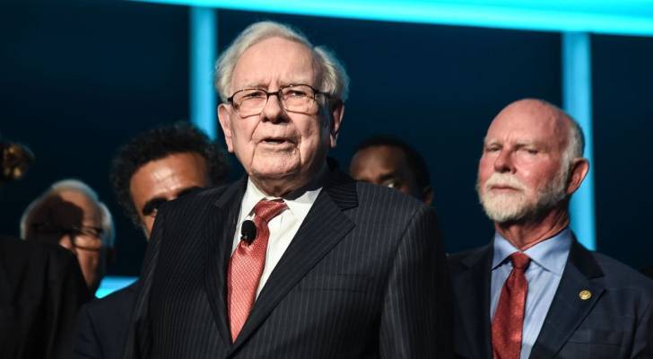 Warren Buffett once said that he could end America's deficit problem 'in five minutes' — here's what he would do. Plus 3 ways to hedge against a US debt crisis