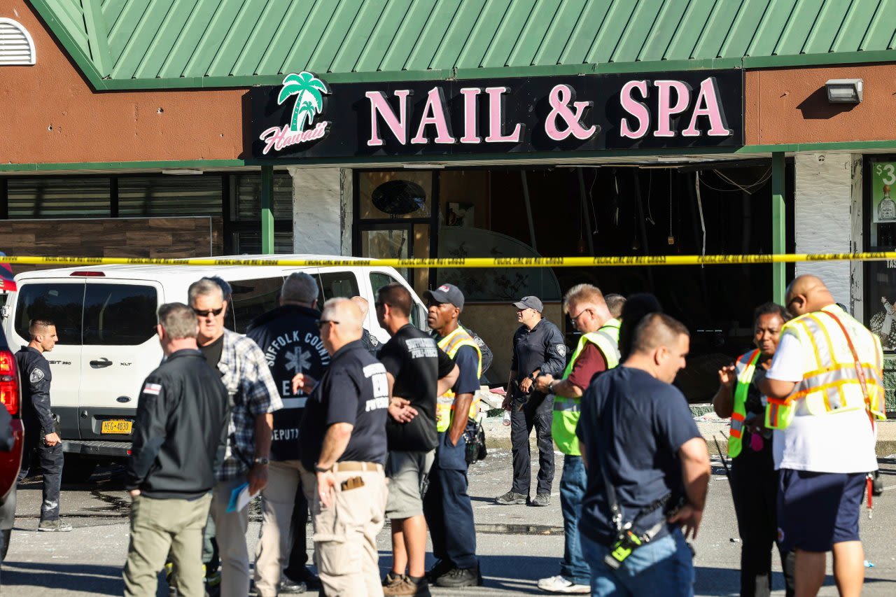 Driver charged with DWI after New York nail salon crash that killed 4 and injured 9