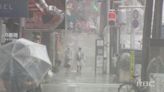 沖繩因卡努狂風暴雨！那霸機場2日繼續關 31萬人收避難指示