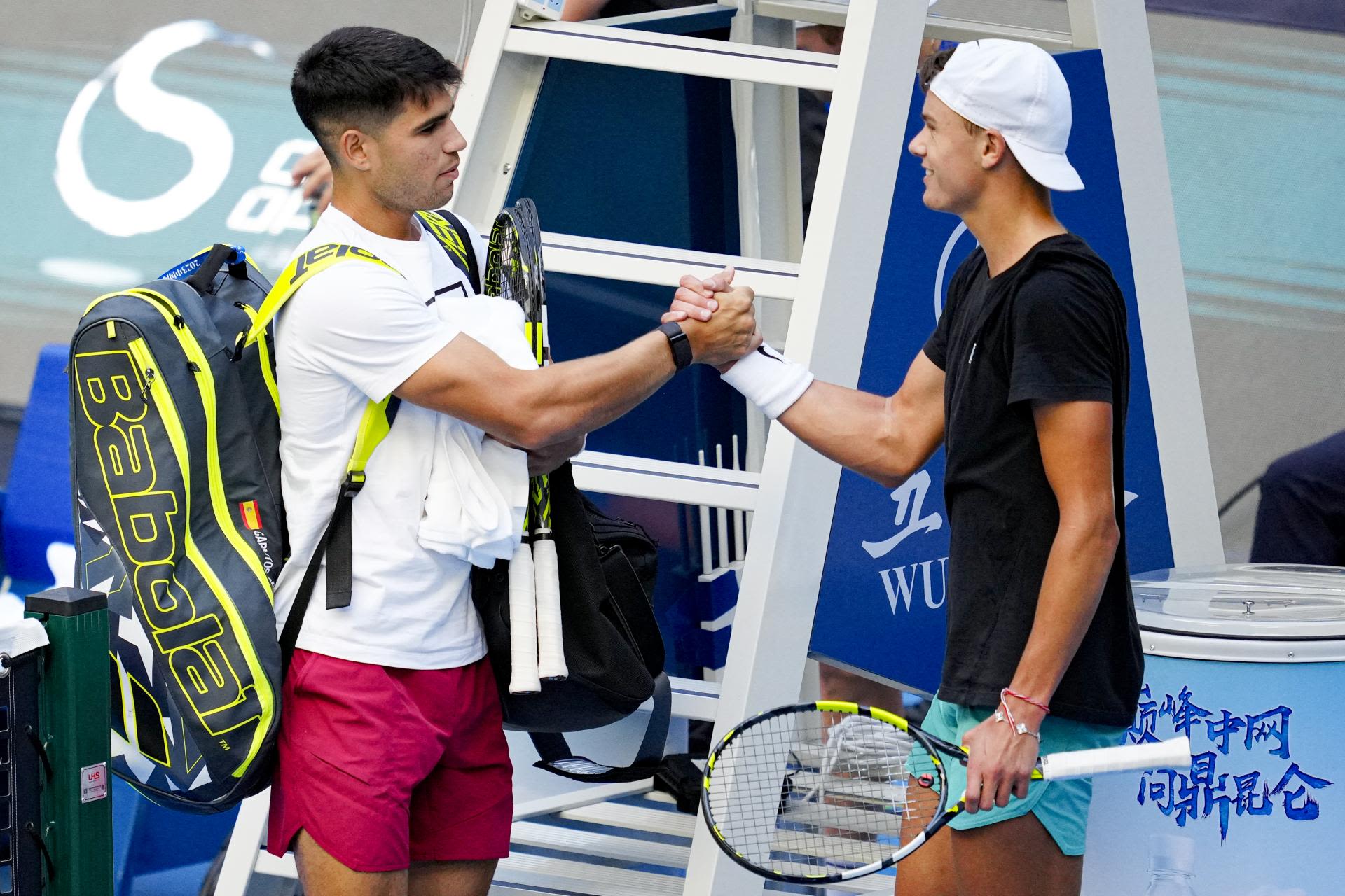 Holger Rune congrats Carlos Alcaraz on his second Wimbledon crown