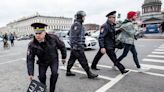 Russia's Internal Affairs Ministry complains about lack of 150,000 policemen