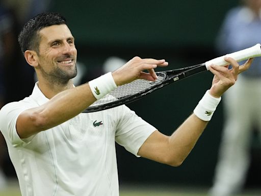 Novak Djokovic gets into it with Wimbledon fans after reaching the quarterfinals