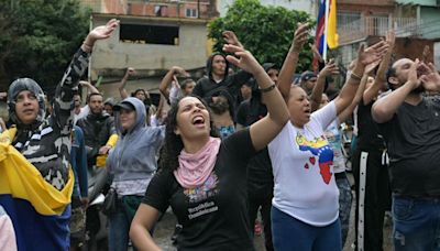 Caracas echoes with loud protests against Venezuela's disputed election result