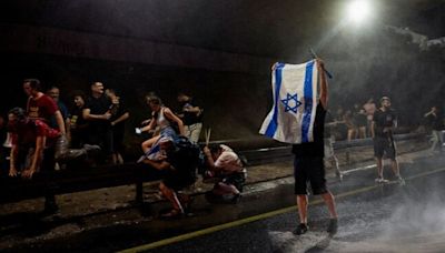 Miles de israelíes toman las calles un sábado más para exigir un acuerdo para la liberación de los rehenes