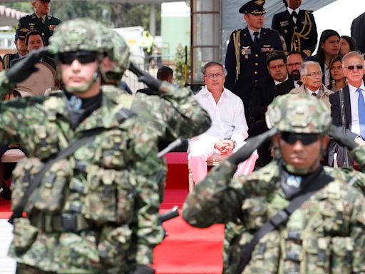 El desfile militar por el Día de la Independencia, en imágenes