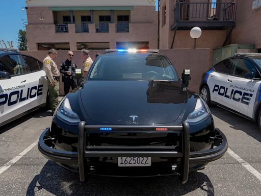 Una ciudad de California presentó la primera flota policial de vehículos eléctricos de Estados Unidos