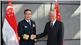董軍外訪晤新加坡防長 重申兩國防務關係