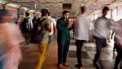 Look for these talented differently abled musicians on Mumbai’s local trains