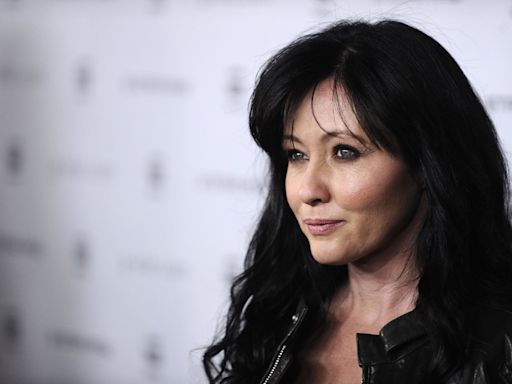 Shannen Doherty, ‘Beverly Hills, 90210’ star, dies at 53