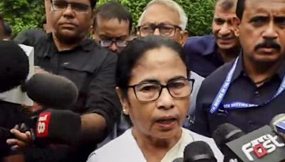 Opposition parties slam Mamata Banerjee over her walkout from NITI Aayog meeting