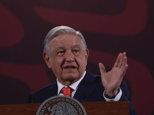 AMLO señala a Calderón y EPN por beneficiarse de empresas españolas