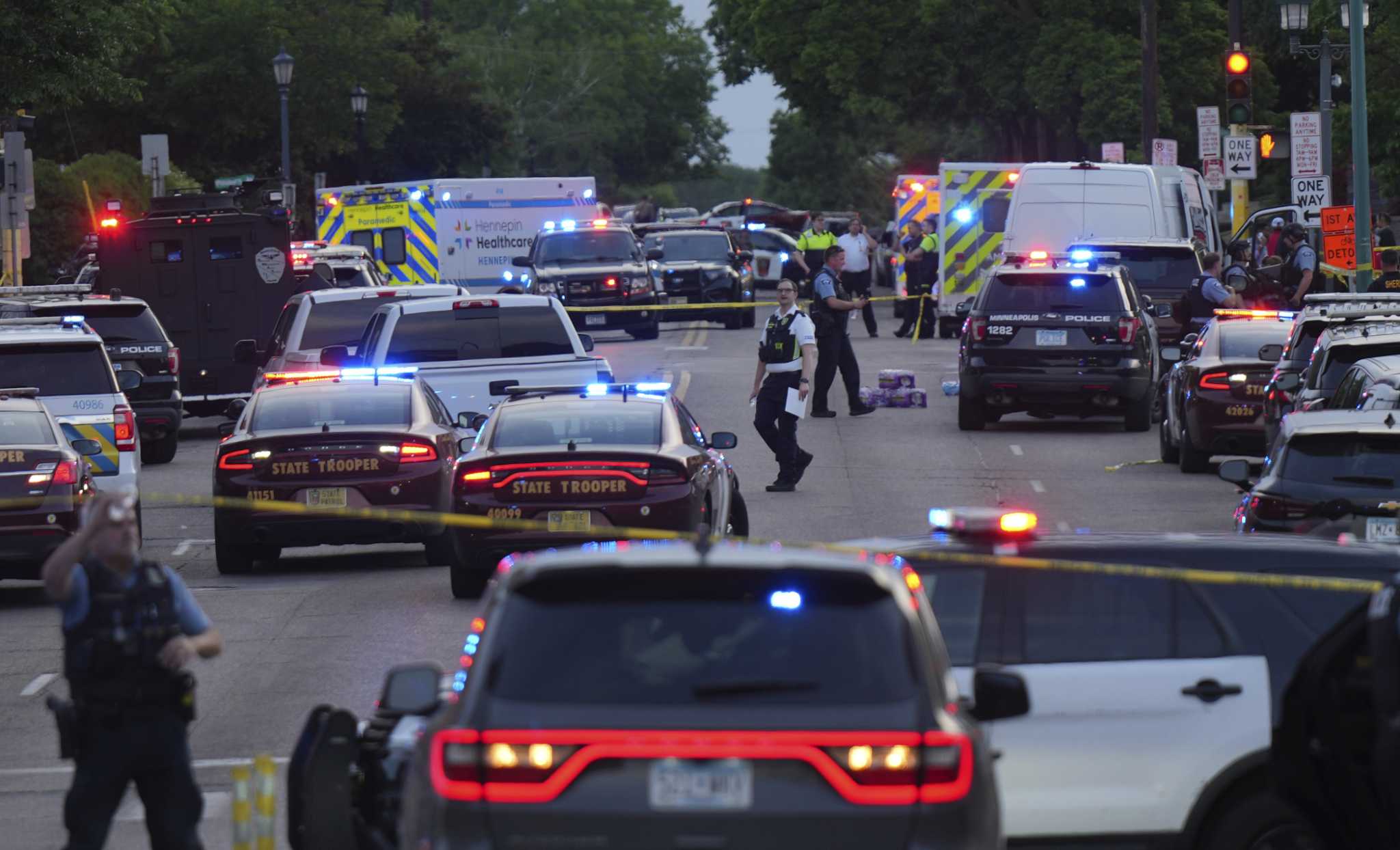 Minneapolis police officer has died in a mass shooting that killed 3 including suspected shooter