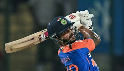 Reddy stars as India crush Bangladesh to clinch T20 series