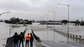 Australia ordena evacuar a miles de personas por inundaciones en Sídney