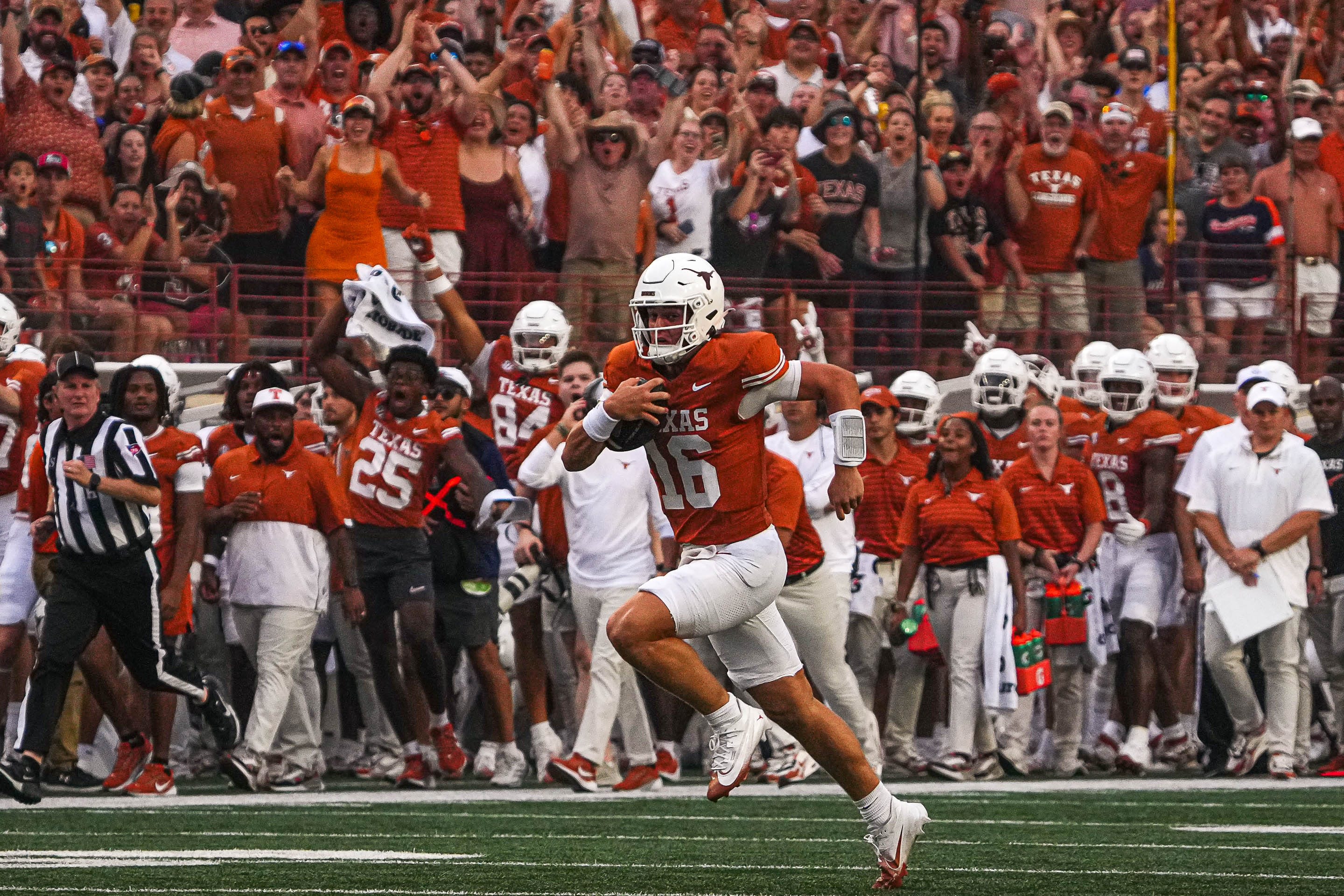 Texas tops UTSA: Score-by-score recap as Arch Manning helps lead Horns to win